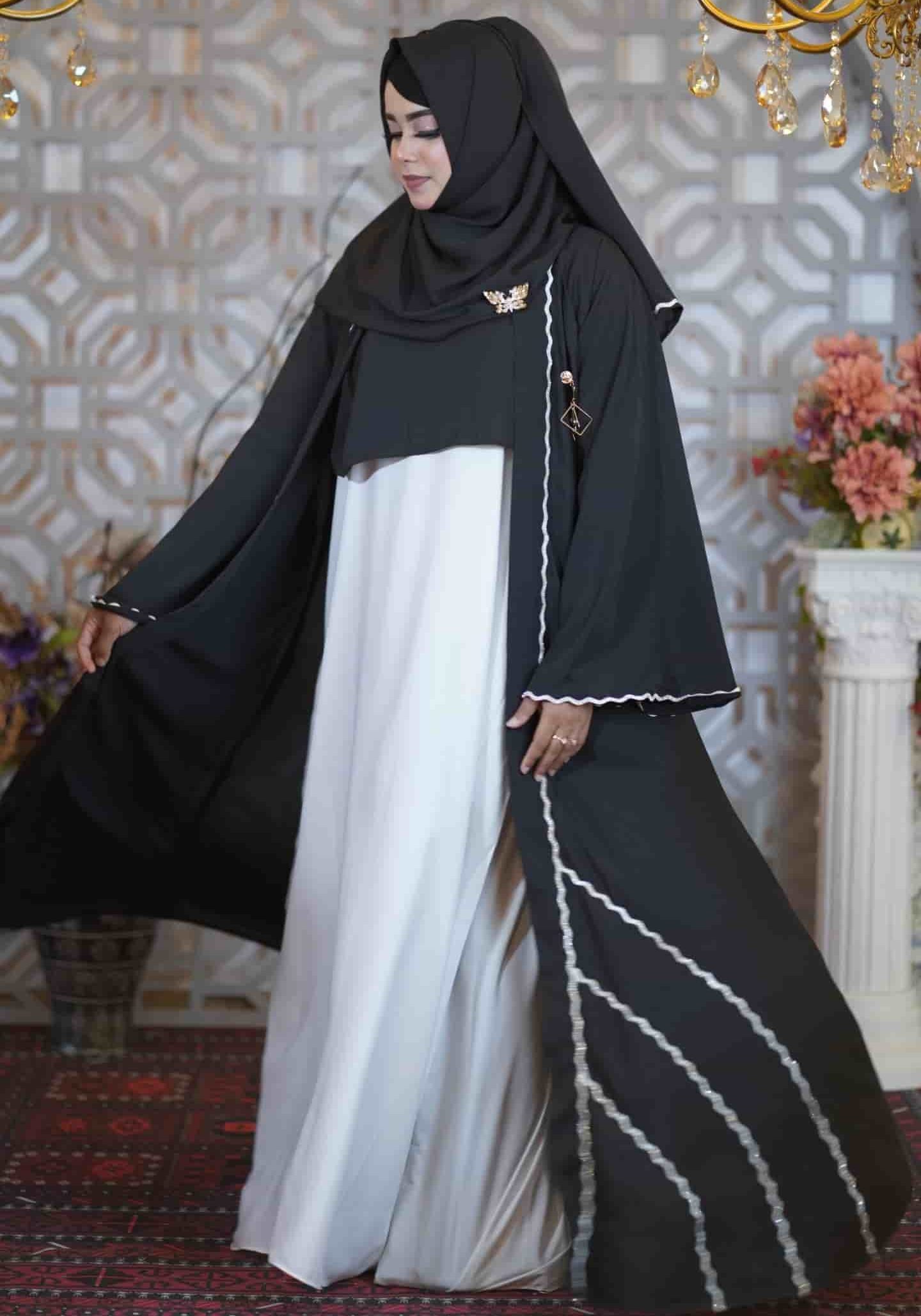 আবায়া এ হাদিয়া (Stone Work Abaya & Hijab Set)
